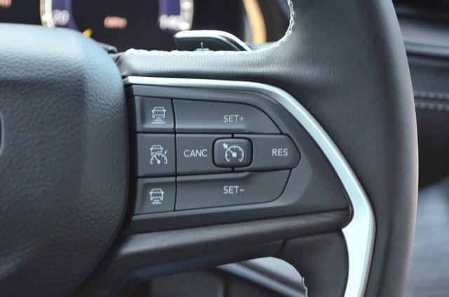 new 2025 Jeep Grand Cherokee car, priced at $55,660