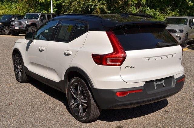 used 2022 Volvo XC40 car, priced at $26,987