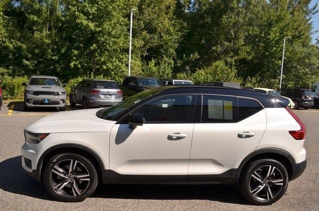 used 2022 Volvo XC40 car, priced at $26,987
