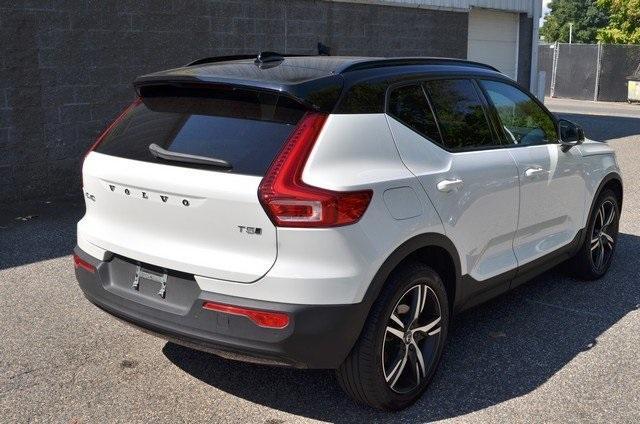 used 2022 Volvo XC40 car, priced at $26,987