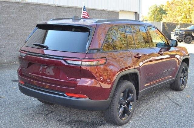 new 2025 Jeep Grand Cherokee car, priced at $54,510