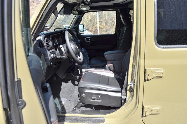 new 2026 Jeep Gladiator car, priced at $68,265