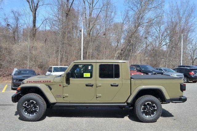 new 2026 Jeep Gladiator car, priced at $68,265