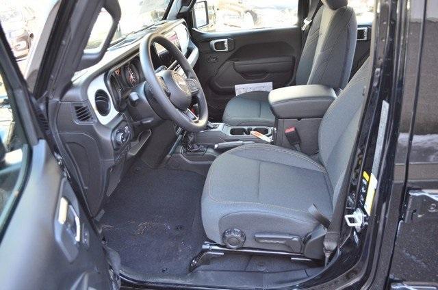 new 2026 Jeep Gladiator car, priced at $42,370