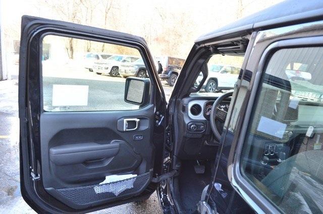 new 2026 Jeep Gladiator car, priced at $42,370