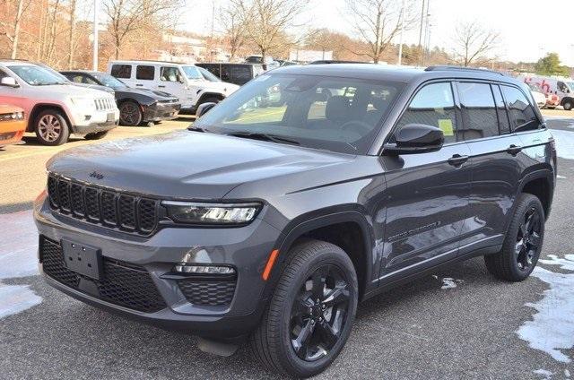new 2025 Jeep Grand Cherokee car, priced at $54,510