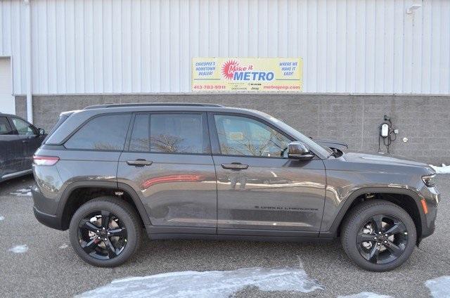 new 2025 Jeep Grand Cherokee car, priced at $54,510