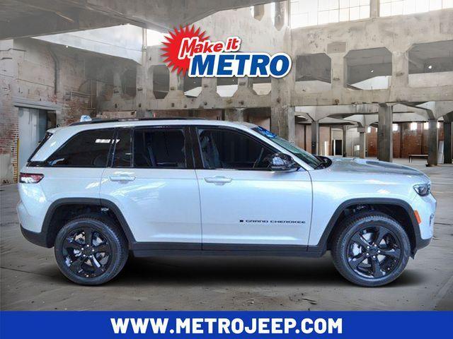 new 2025 Jeep Grand Cherokee car, priced at $54,510