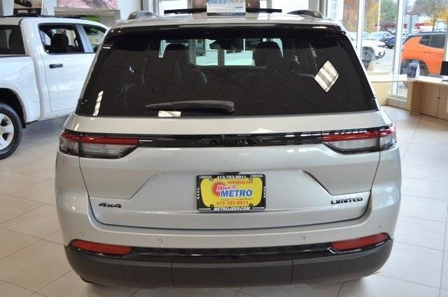 new 2025 Jeep Grand Cherokee car, priced at $54,510