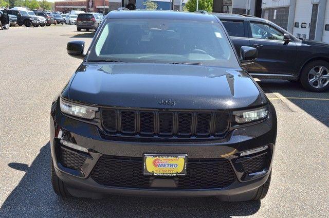 used 2023 Jeep Grand Cherokee car, priced at $32,987