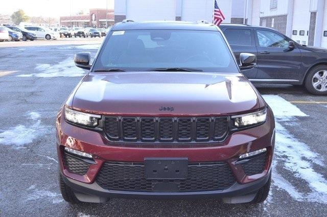 new 2025 Jeep Grand Cherokee car, priced at $53,735