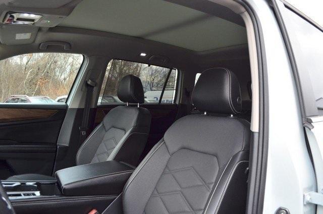 used 2024 Volkswagen Atlas car, priced at $28,787
