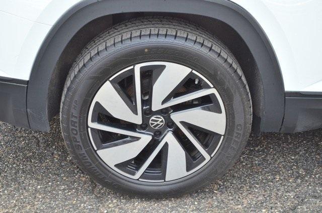 used 2024 Volkswagen Atlas car, priced at $28,787