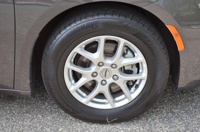 used 2023 Chrysler Pacifica car, priced at $23,987