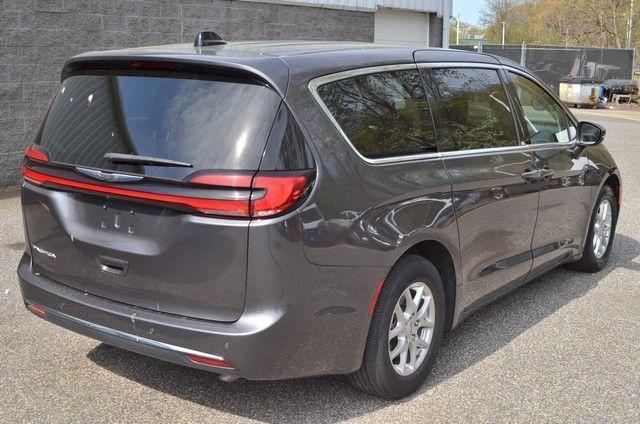 used 2023 Chrysler Pacifica car, priced at $23,987