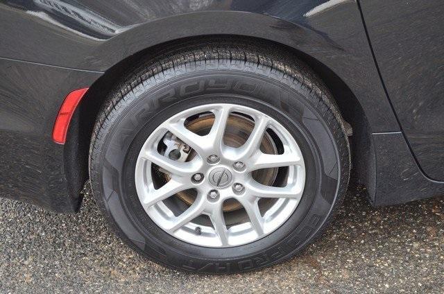 used 2023 Chrysler Pacifica car, priced at $23,987