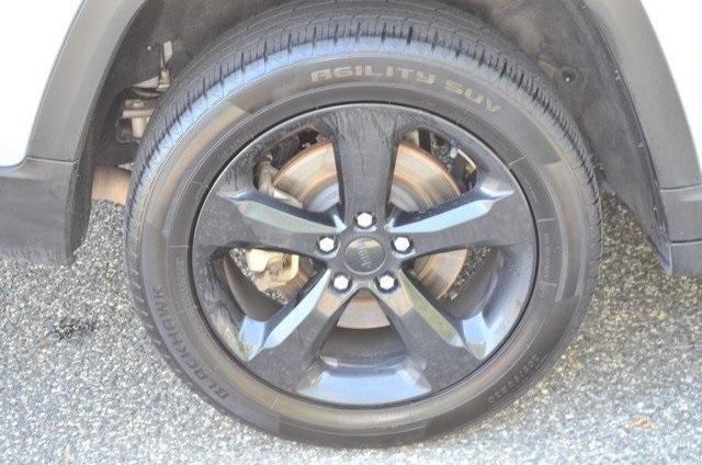 used 2023 Jeep Grand Cherokee L car, priced at $28,487