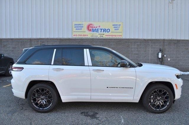 new 2025 Jeep Grand Cherokee car, priced at $70,830