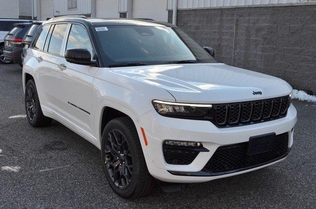new 2025 Jeep Grand Cherokee car, priced at $70,830