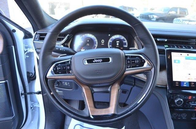 new 2025 Jeep Grand Cherokee car, priced at $70,830