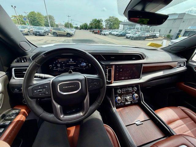 used 2024 GMC Yukon XL car, priced at $75,365