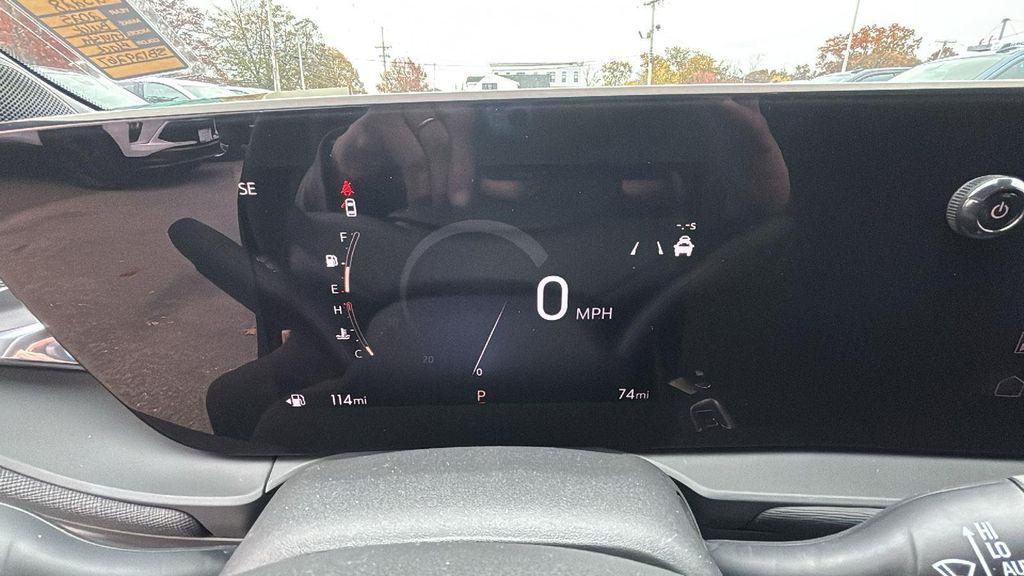 new 2025 Buick Envista car, priced at $24,686