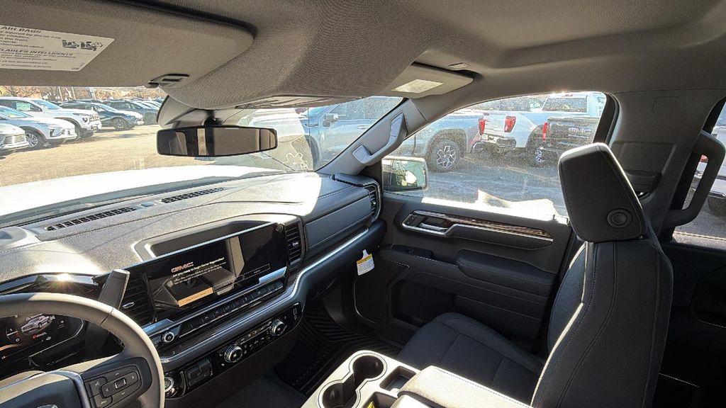 new 2026 GMC Sierra 1500 car, priced at $48,076