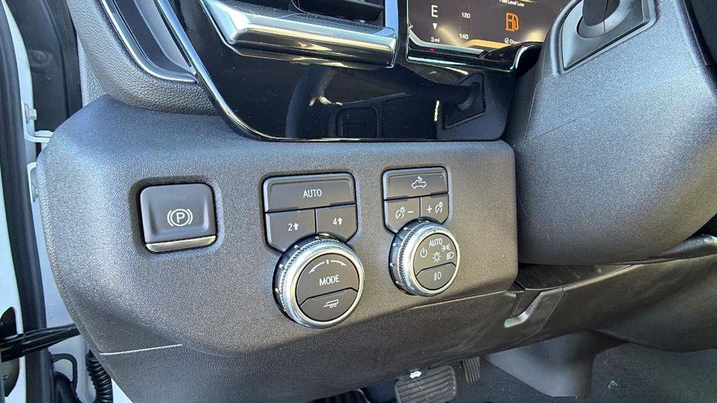 new 2026 GMC Sierra 1500 car, priced at $48,076