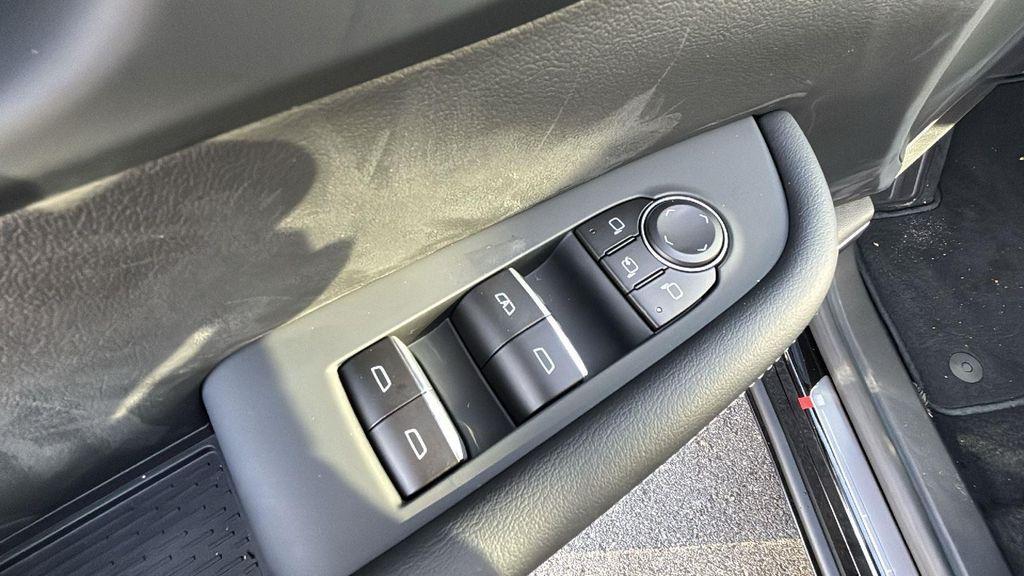 2026 ebony twilight metallic Buick Enclave