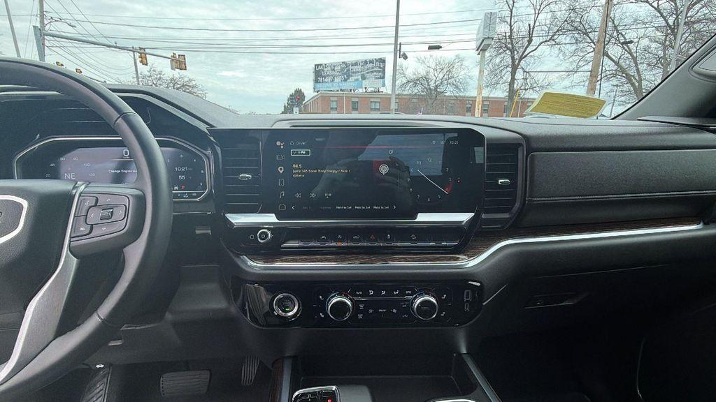 used 2023 GMC Sierra 1500 car, priced at $37,997