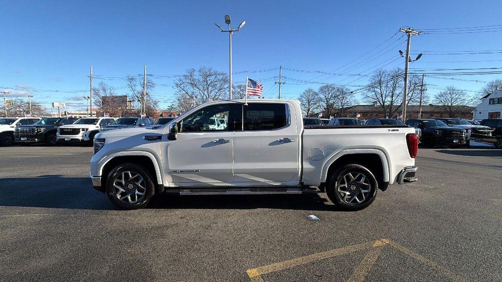 used 2022 GMC Sierra 1500 car, priced at $44,888