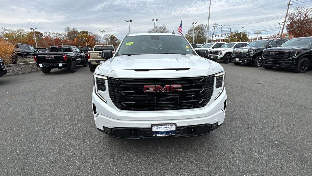 new 2026 GMC Sierra 1500 car, priced at $58,730