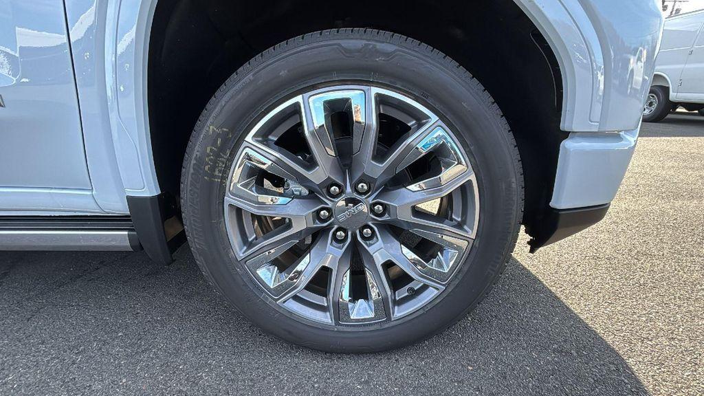 new 2026 GMC Sierra 1500 car, priced at $71,051