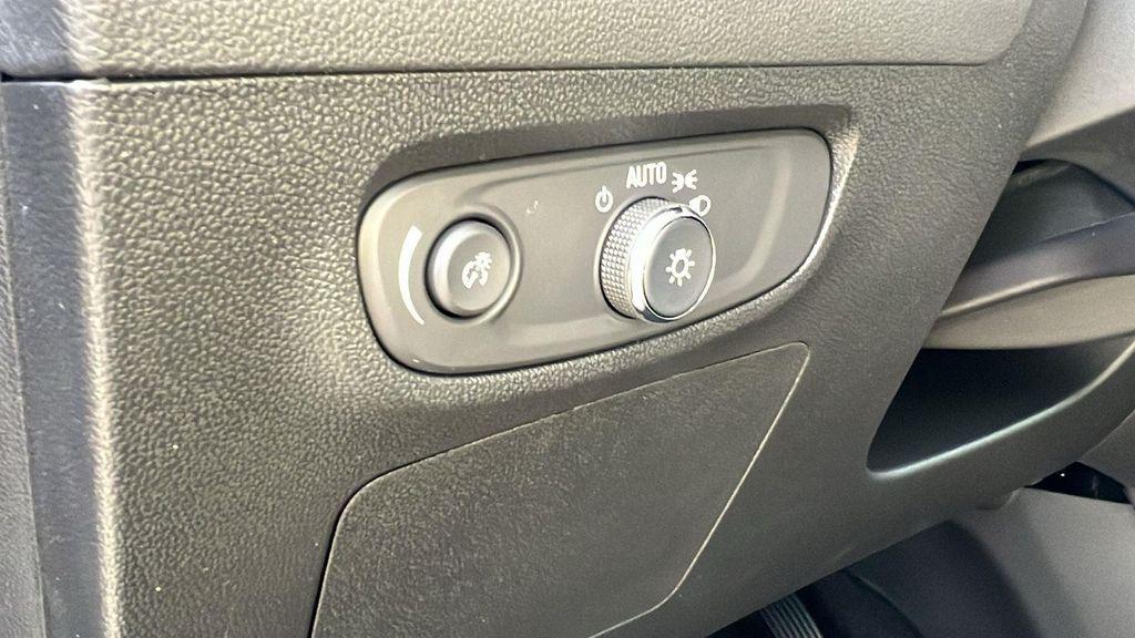 new 2026 Buick Encore GX car, priced at $28,929