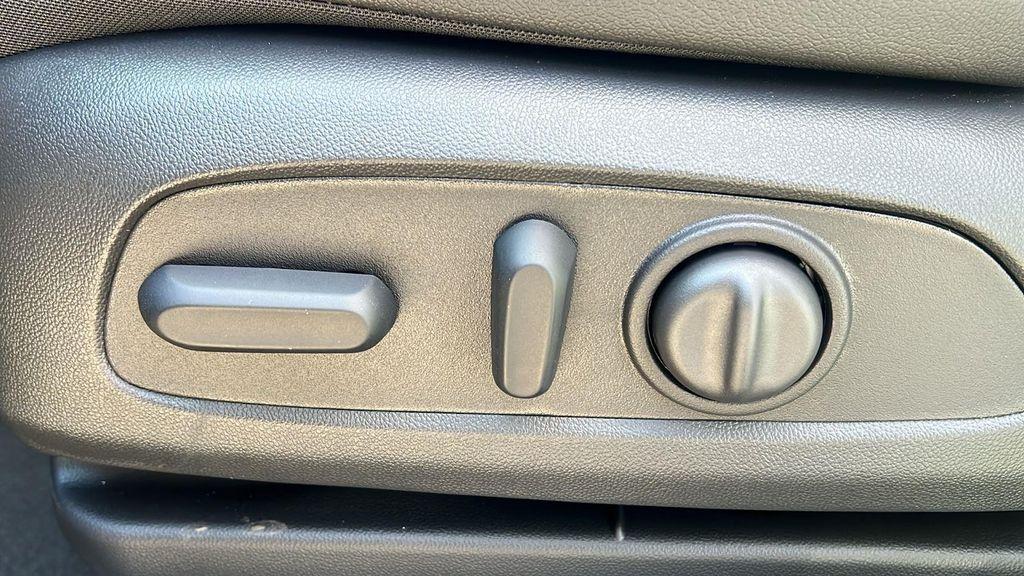 new 2026 Buick Encore GX car, priced at $28,929