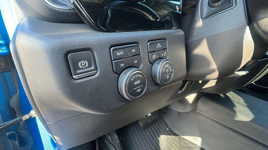 used 2022 Chevrolet Silverado 1500 car, priced at $40,495