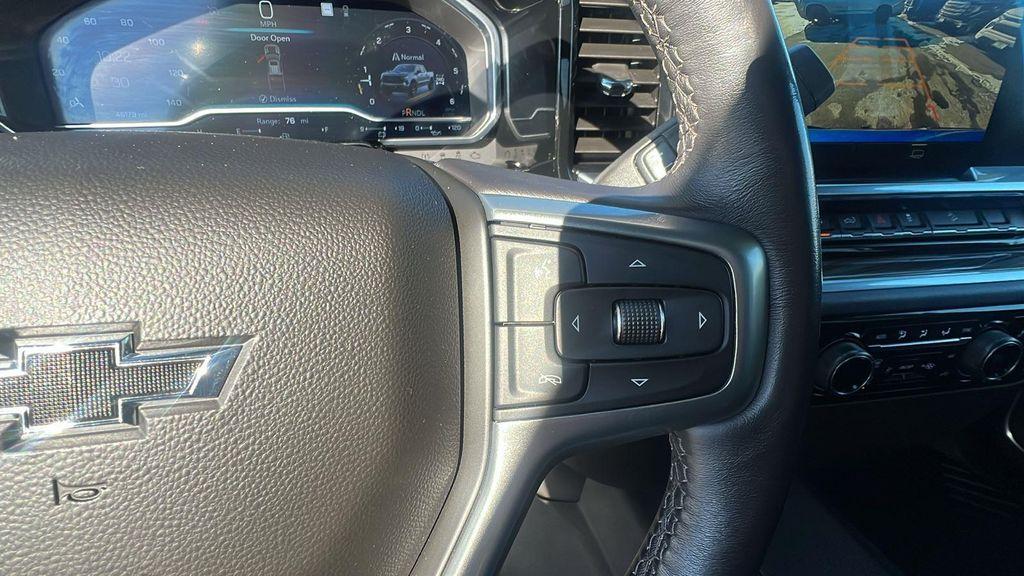 used 2022 Chevrolet Silverado 1500 car, priced at $40,495