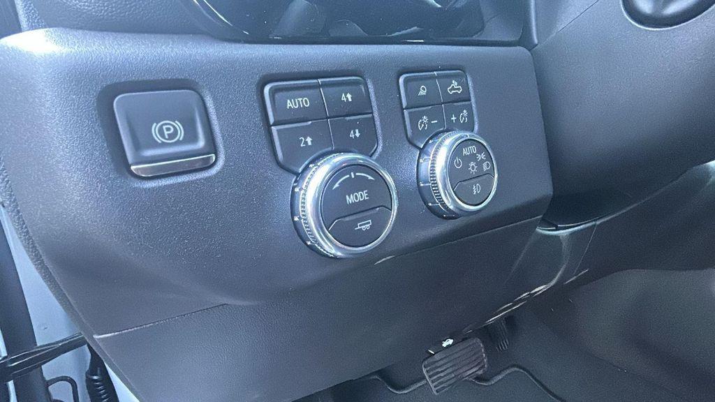 new 2026 GMC Sierra 1500 car, priced at $58,326