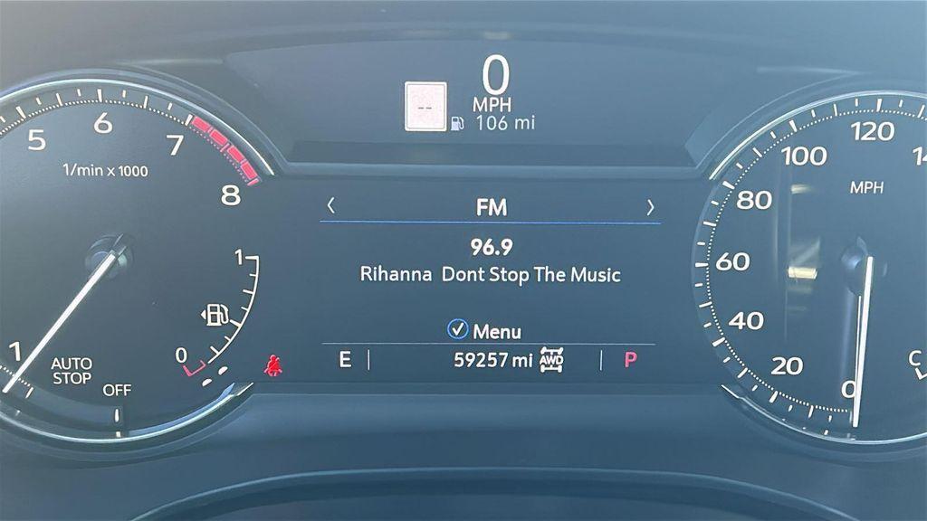 used 2021 Cadillac XT5 car, priced at $27,391