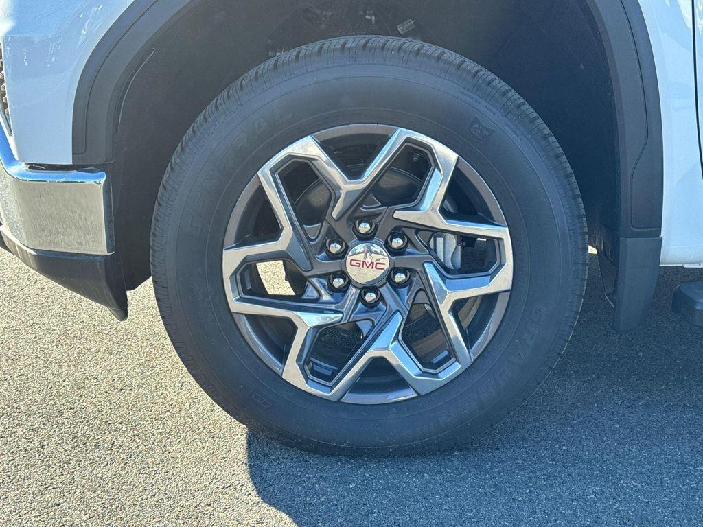 new 2025 GMC Sierra 1500 car, priced at $61,470