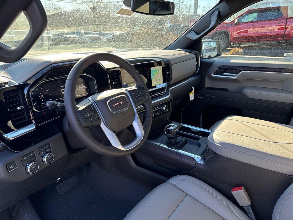 new 2025 GMC Sierra 1500 car, priced at $61,470