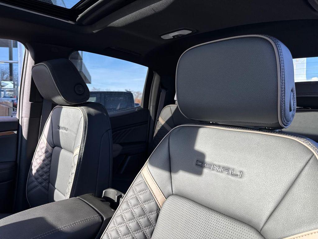 new 2026 GMC Canyon car, priced at $55,561