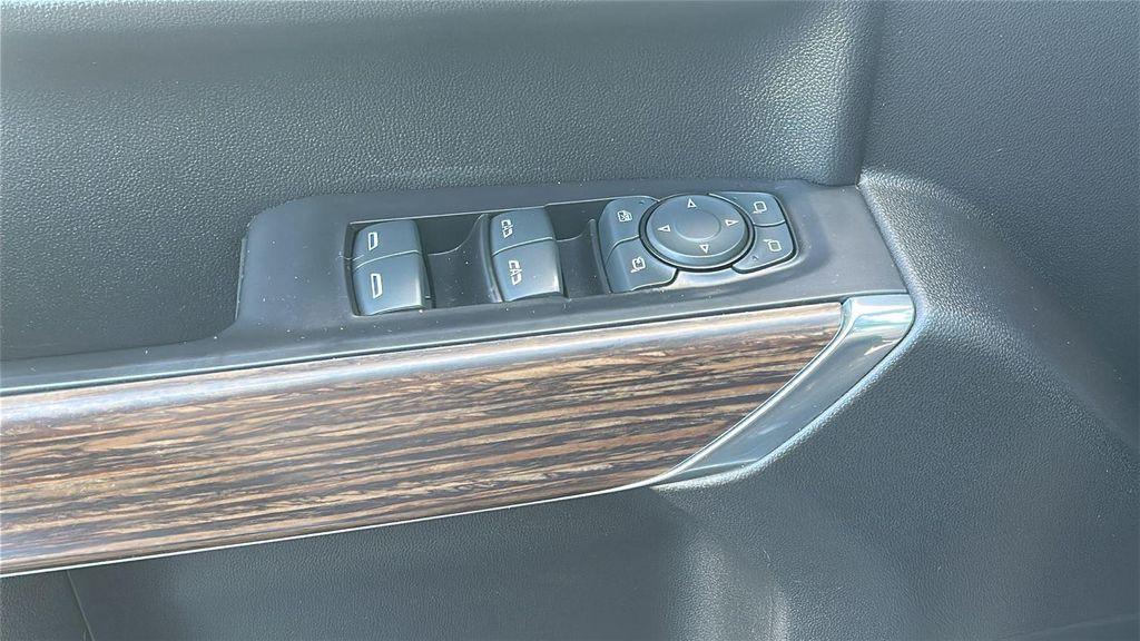 used 2019 Chevrolet Silverado 1500 car, priced at $36,739