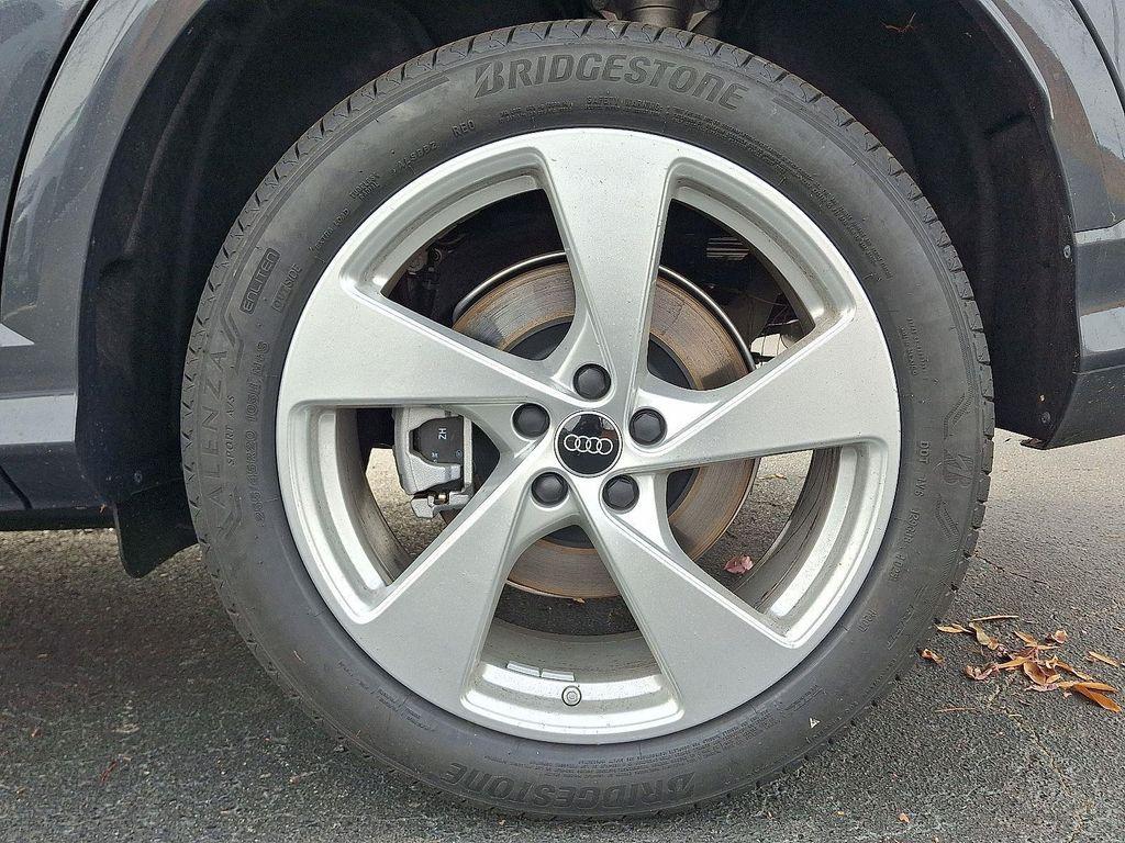 new 2025 Audi Q5 car, priced at $63,180