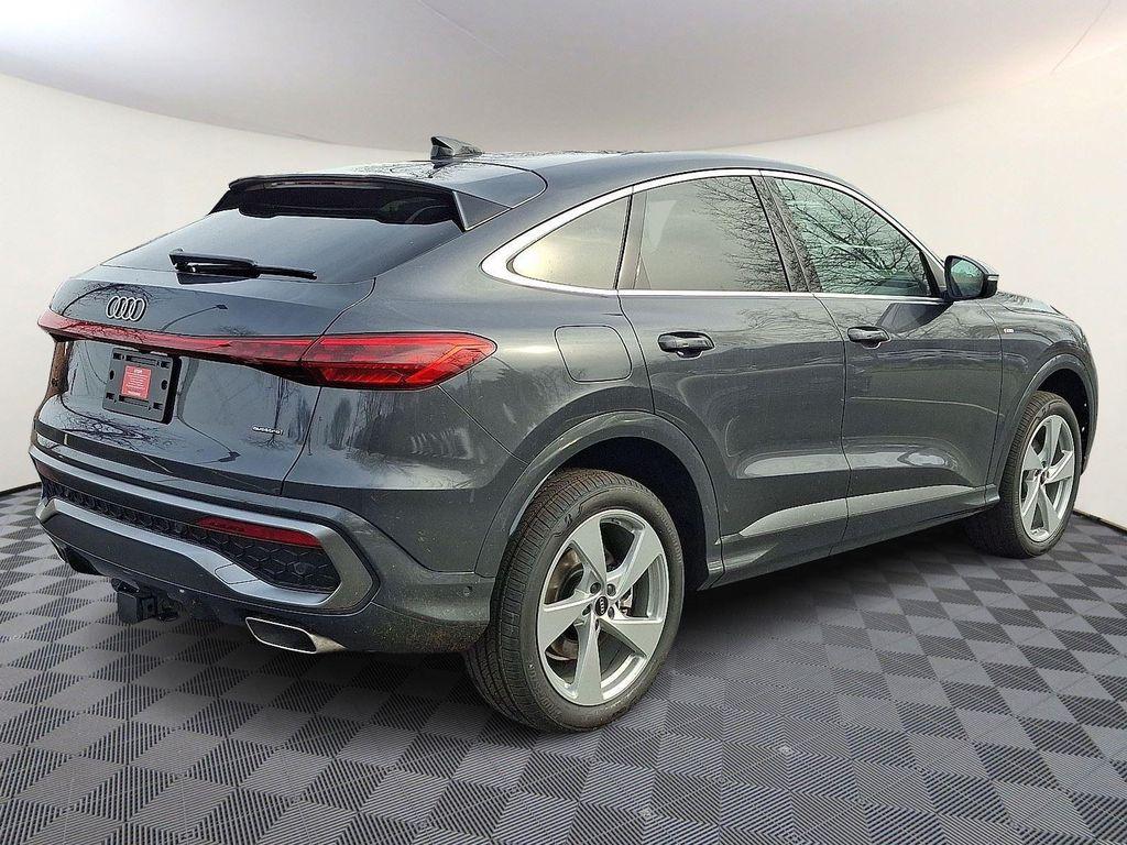 new 2025 Audi Q5 car, priced at $63,180