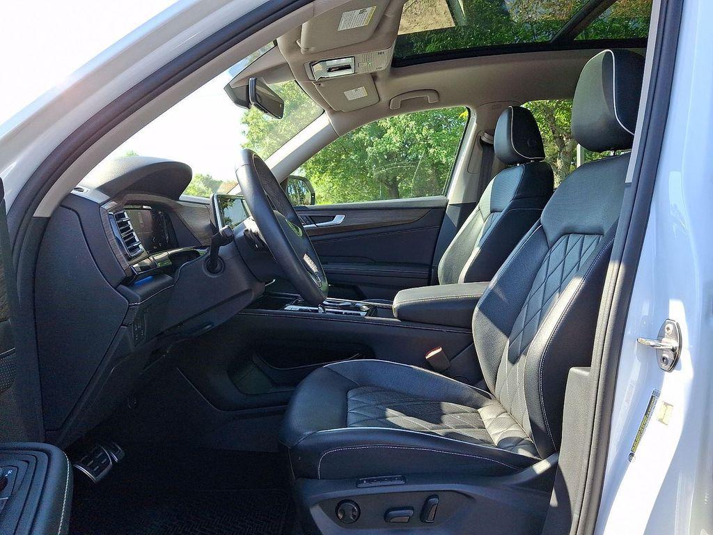 used 2024 Volkswagen Atlas car, priced at $38,690