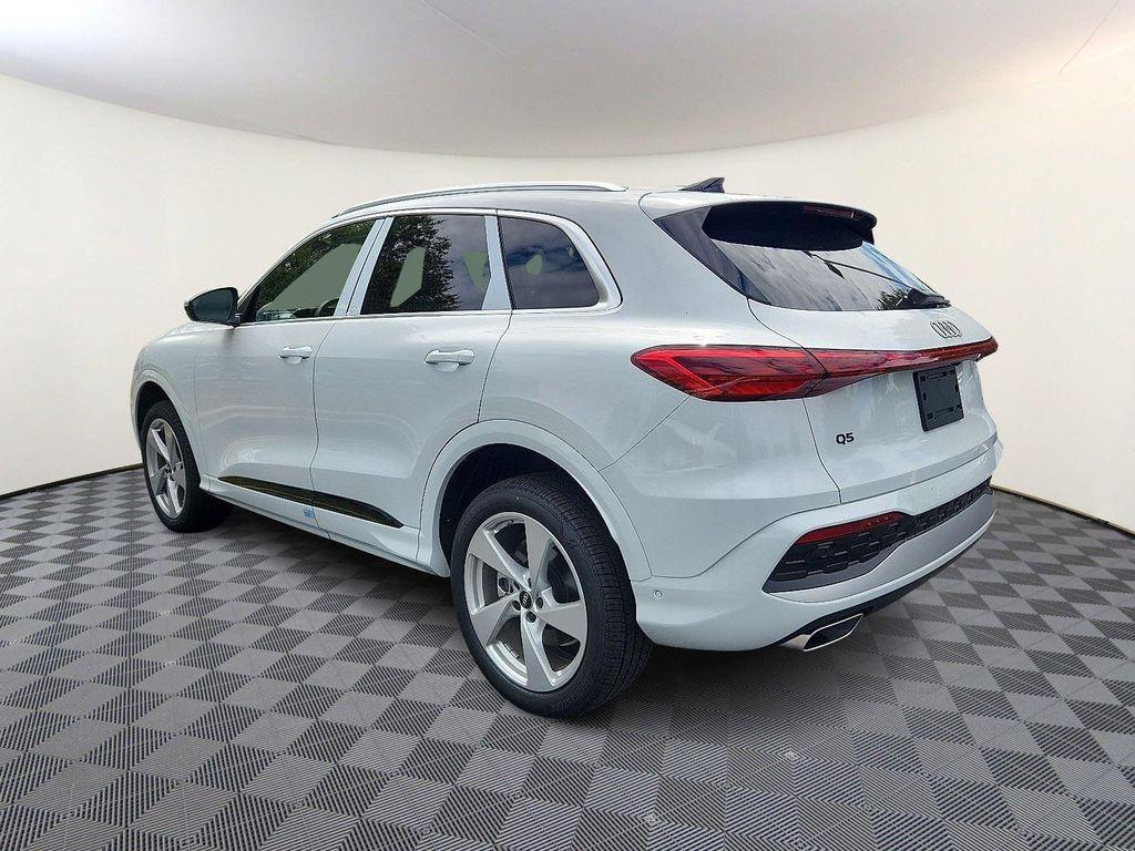 new 2025 Audi Q5 car, priced at $59,300