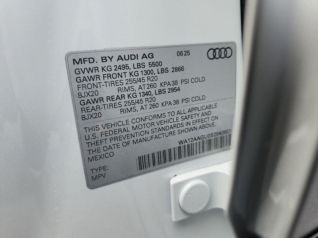 new 2025 Audi Q5 car, priced at $59,300