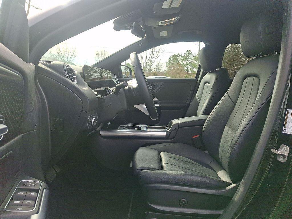 used 2025 Mercedes-Benz GLA 250 car, priced at $31,987