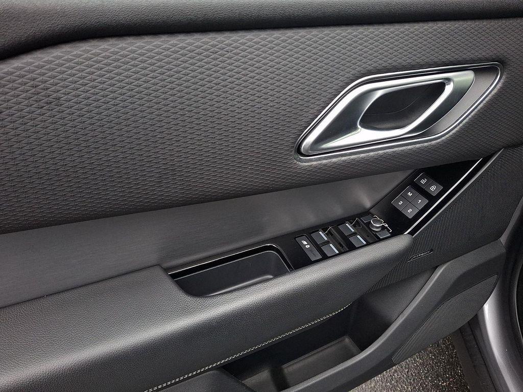 used 2021 Land Rover Range Rover Velar car, priced at $32,175